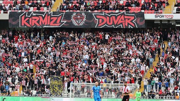 Sivasspor taraftarı şike iddiasıyla savcılığa suç duyurusunda bulundu!