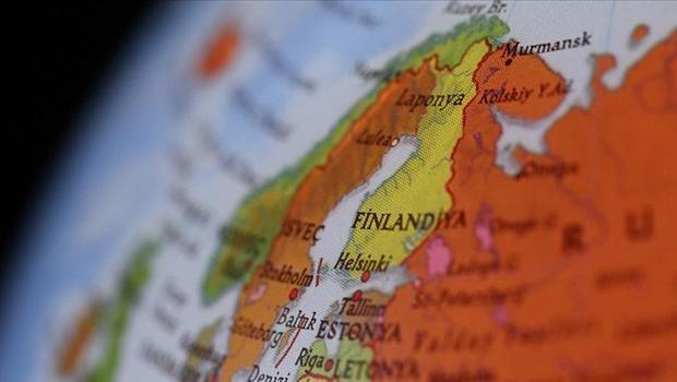 Eski istihbarat şefine 'vatana ihanet' suçlaması