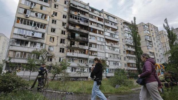 Rus ordusu Ukrayna'nın başkentini vurdu