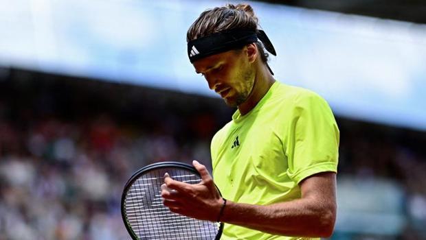 Fransa Açık'ta Zverev ve Boisson çeyrek finale yükseldi