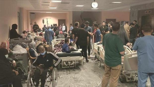 İsrail'in sürgün emri Gazze'deki bir hastaneyi daha tehdit ediyor