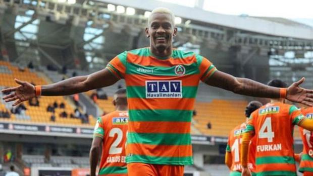 Alanyaspor'un en golcü ismi Cordova oldu
