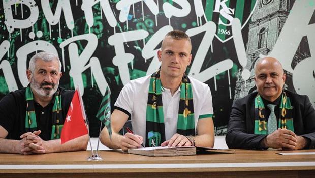 Kocaelispor, Jovanovic ile 2 yıllık sözleşme imzaladı!
