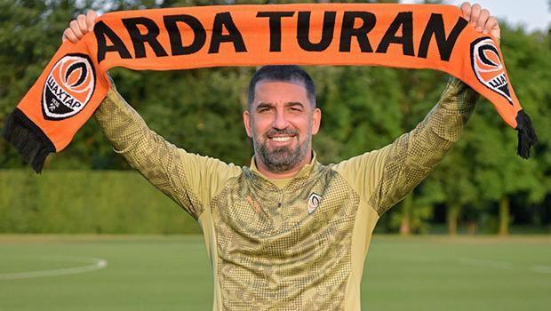 Hürriyet Özel | Arda Turan, futbol felsefesini ve hedeflerini anlattı: 'Şampiyonlar Ligi kazanmak istiyorum!'