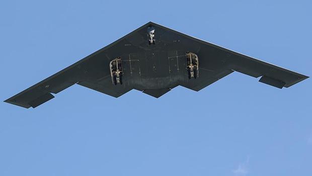 B-2 pilotları 2 gün uykusuz nasıl dayandı? 11 Eylül sonrasında kullanılmıştı... 37 saatlik görevin arkasında yine o mu var?