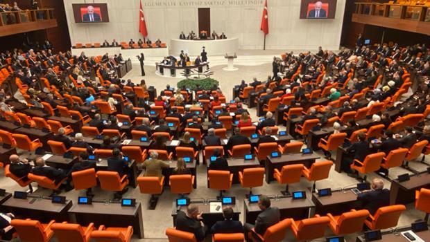 Özgür Özel'e ait dokunulmazlık dosyası TBMM'de