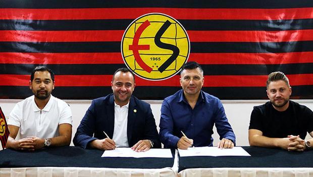 Eskişehirspor'un yeni teknik direktörü belli oldu!