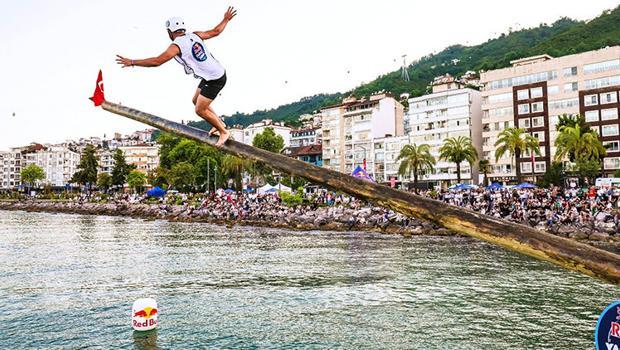 Red Bull Yağlı Direk Coşkusu Ordu’da Yaşandı