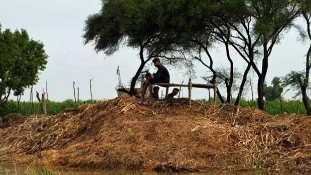 Muson yağmurları Pakistan'da 111 kişinin ölümüne yol açtı