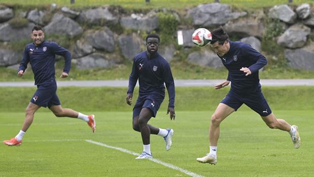 Başakşehir'in Avusturya kampı sürüyor