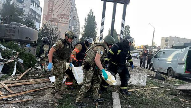 Rusya'dan Ukrayna'ya ağır saldırı! 'AVM'ye 500 kg'lık bomba attı'