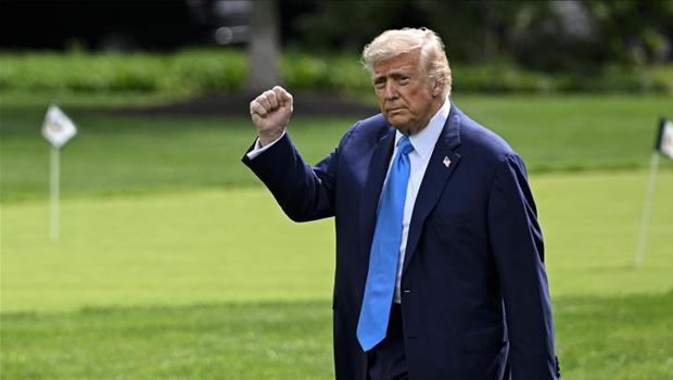 Aliyev övdü: Trump paylaştı