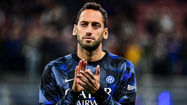 Hakan Çalhanoğlu'nun menajerinden çok net açıklama: 'Hakan gelecek sezon Inter'de olacak'