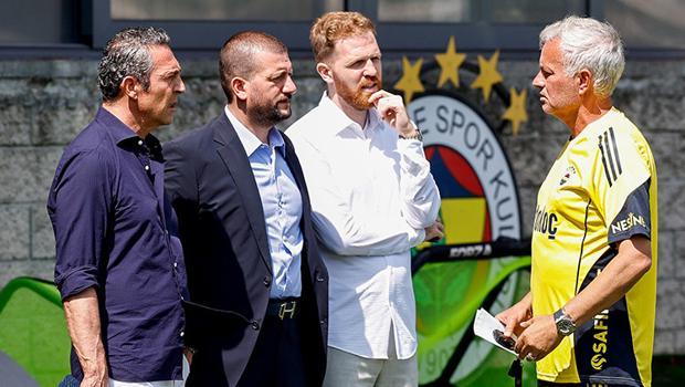 Fenerbahçe iki transferi birden bitiriyor! Yıldızlar imza için İstanbul'a gelecek