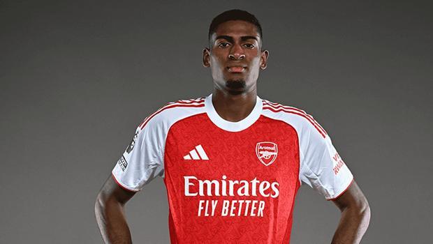 Arsenal'den savunmaya takviye!