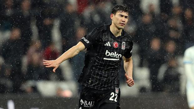 Beşiktaş'ta Zaynutdinov ile yollar ayrıldı