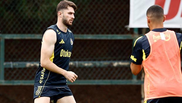 Fenerbahçe'de İsmail Yüksek takımla birlikte çalışmalara başladı