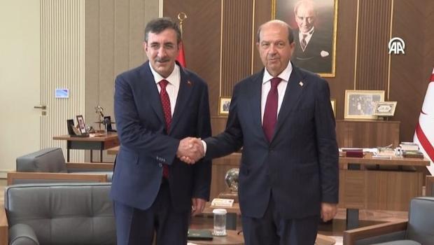 KKTC Cumhurbaşkanı Tatar, Cumhurbaşkanı Yardımcısı Yılmaz'ı kabul etti