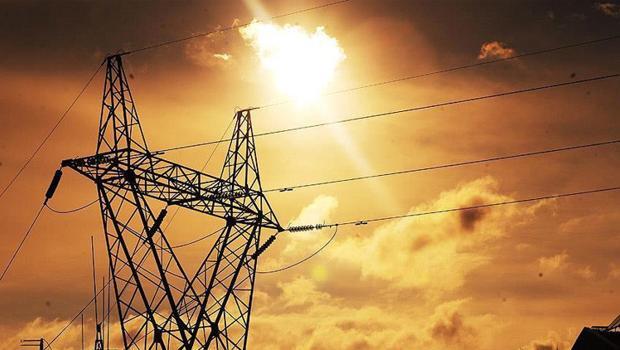 Trafo merkezinde patlama: KKTC elektriksiz kaldı