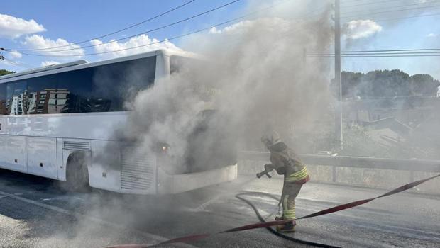 Manisa'da yolcu otobüsünde yangın paniği: Yolcular tahliye edildi