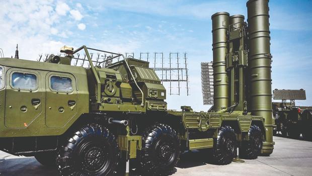 Türkiyə S-400 sistemlərini üçüncü ölkəyə ötürməyi yenidən müzakirə edir