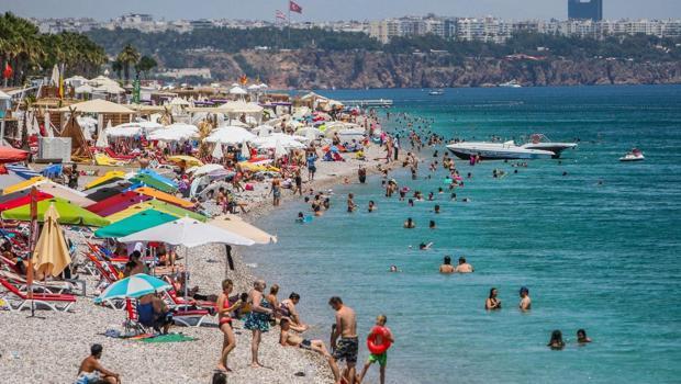 Türkiyənin turizm sektoru Avropada tələbin azalması ilə üzləşib