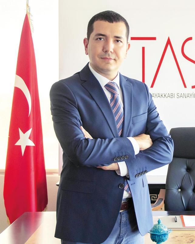 ‘Yetkili satıcı’ gibi görünüp sahte barkodla taklit ayakkabı satıyorlar... Çakma 2.0