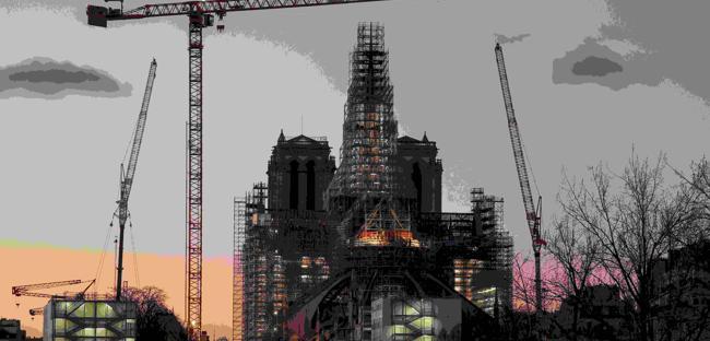 New Notre-Dame spire takes shape on Paris skyline