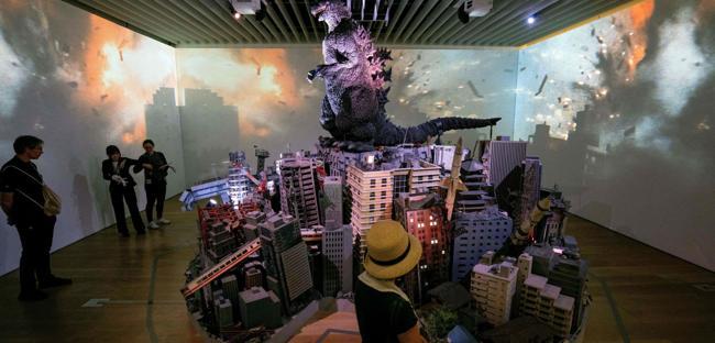 A-bombs shaped Japanese arts