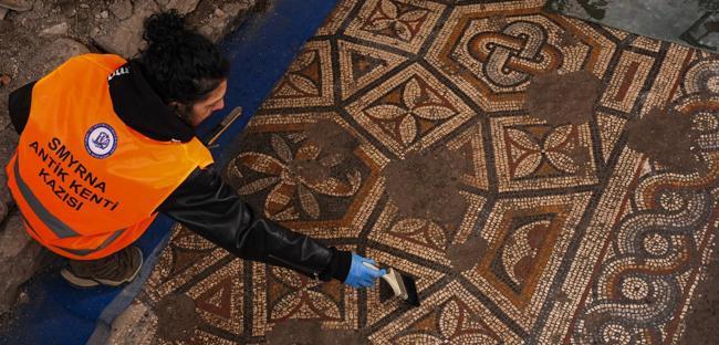 Solomon’s Knot mosaic unearthed