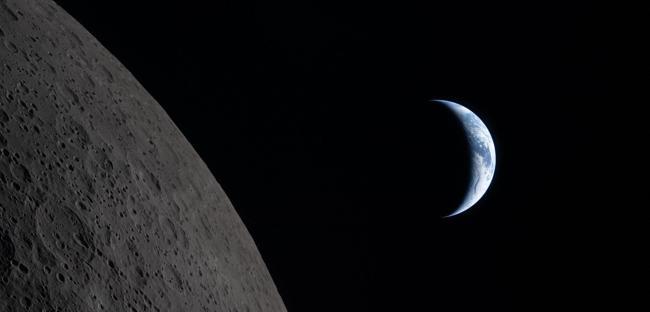 NASA releases picture of Earthset shot