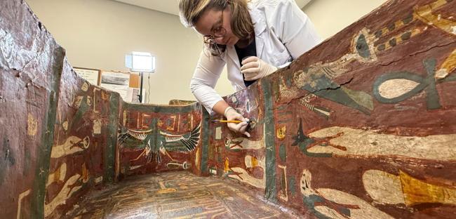 Türkiye begins restoring wooden sarcophagi