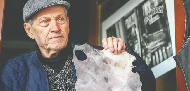 Last master of parchment craft dies at 93