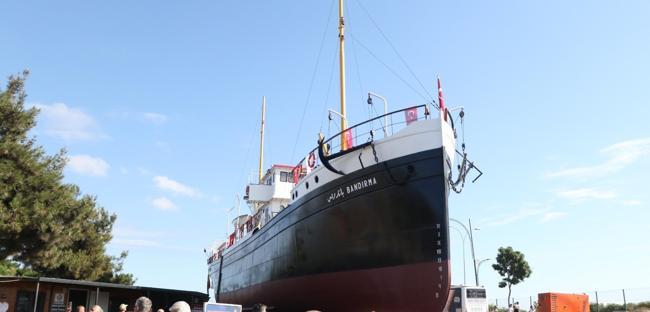 Bandırma Ferry makes overland journey