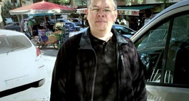 Turkish court rules to keep American pastor Brunson in jail
