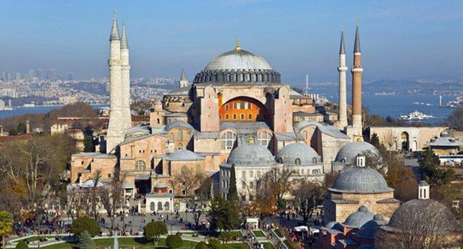 Demand for Hagia Sophia to be opened for prayer ‘inadmissible,’ says top court