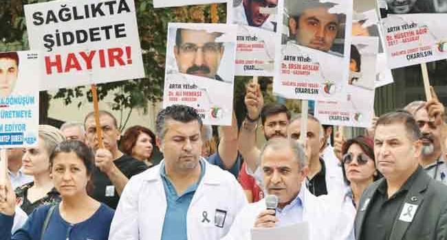60,000 Turkish medical personnel subjected to violence in last 5 years: Report