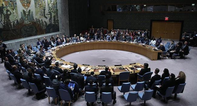 UN defeats rival resolutions to keep Syria cross-border aid