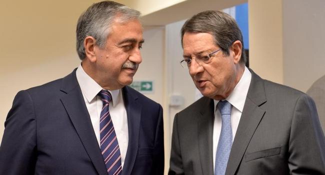 Coronavirus threat to bring Cypriot leaders together