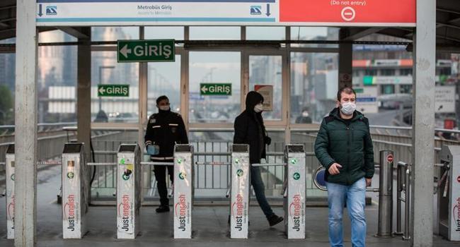 Istanbul mass transit riders must wear masks
