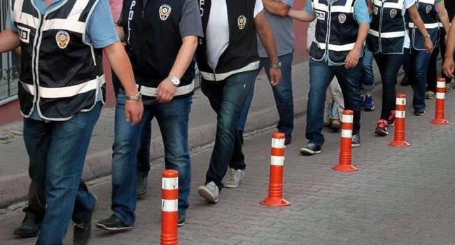 Arrest warrants out for FETÖ suspects