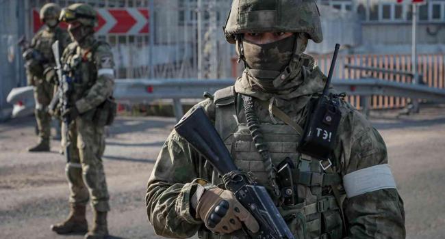 Russia orders troops out of Kherson in major reversal
