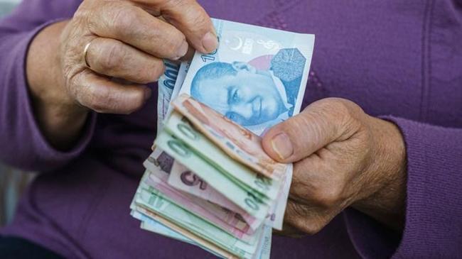 AK Parti'de emekli maaşlarına zam toplantısı | Ekonomi Haberleri