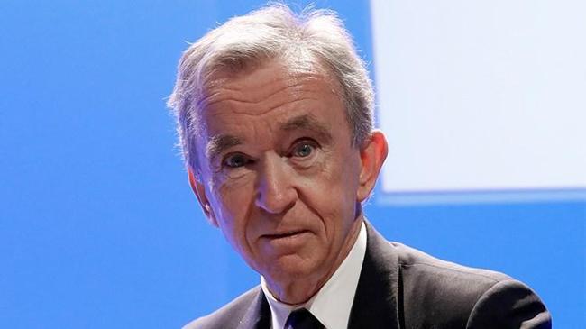 Kim bu 'Kaşmir giyen kurt'? Bernard Arnault dünyanın en zengini oldu | Ekonomi Haberleri