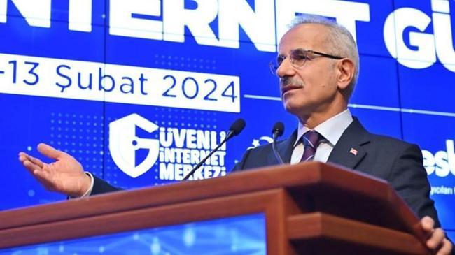 Bakan Uraloğlu'ndan ailelere çağrı: Çocuklarınızı internette yalnız bırakmayın... | Teknoloji Haberleri