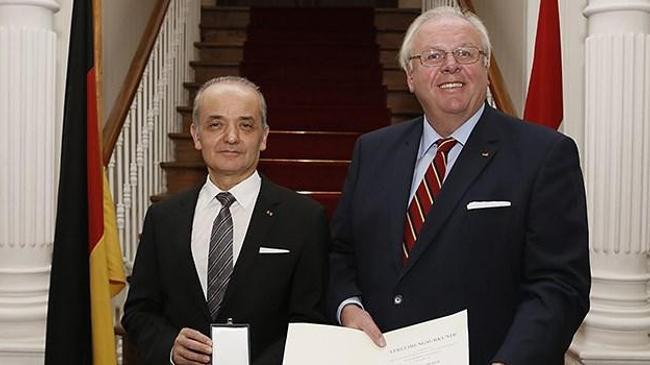 Siemens Türkiye'nin CEO’su Gelis’e Almanya’dan Liyakat Nişanı | Genel Haberler