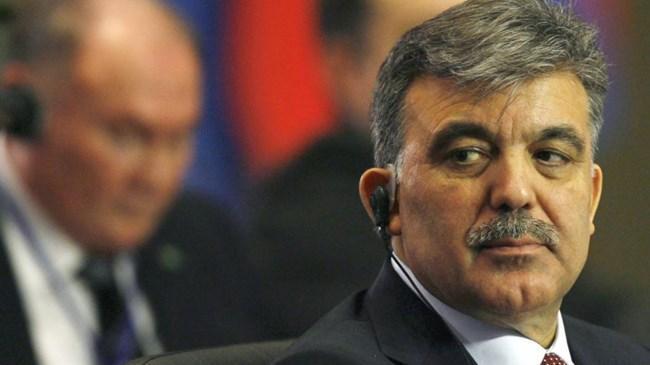 Abdullah Gül: Cumhuriyet tarihinin en zor günlerinden geçiyoruz | Genel Haberler