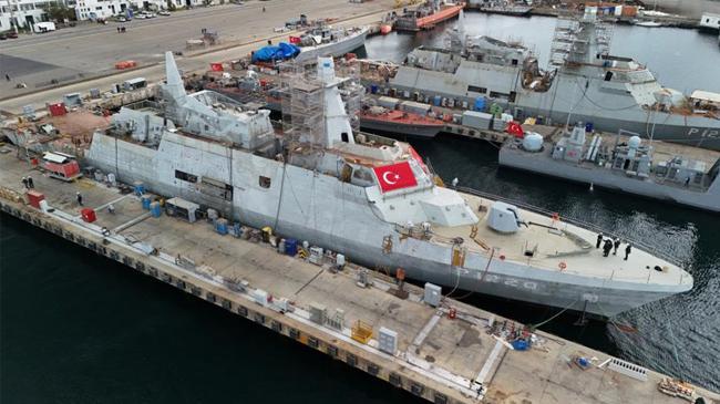 TCG AKHİSAR'ın inşası sürüyor! Dev helikopterler kalkıp inecek | Genel Haberler