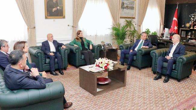 Asgari ücret öncesi Meclis turu... İşçi konfederasyonlarından ortak ziyaret | Ekonomi Haberleri