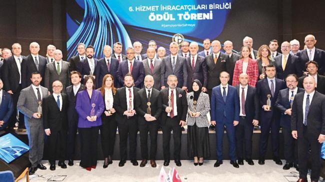 Hizmet ihracatı hedef yükseltti | Ekonomi Haberleri